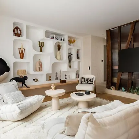 Amazing Flat In An Amazing Montmartre Street * Parigi